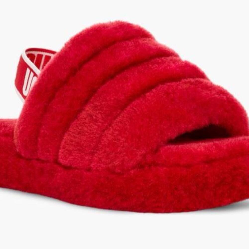 UGG Women’s Fluff Yeah Slides in Ribbon Red Size 6 - Picture 1 of 9